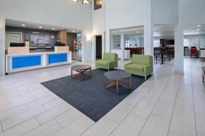 Гостиница Holiday Inn Express Hotel & Suites Watsonville, an IHG Hotel  Уотсонвилл